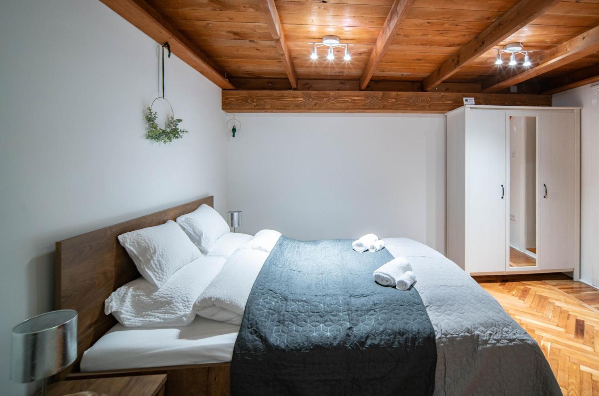 Szentkiralyi38 - Central, Ac, 4 People * Budapest