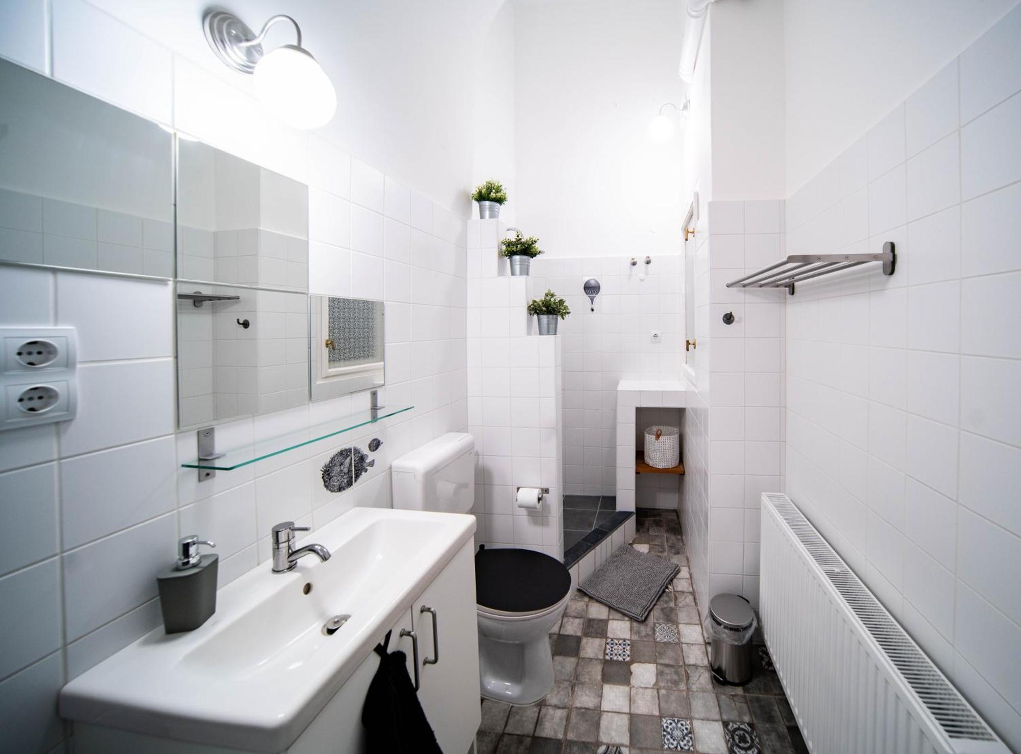 Szentkiralyi38 - Central, Ac, 4 People Apartment *