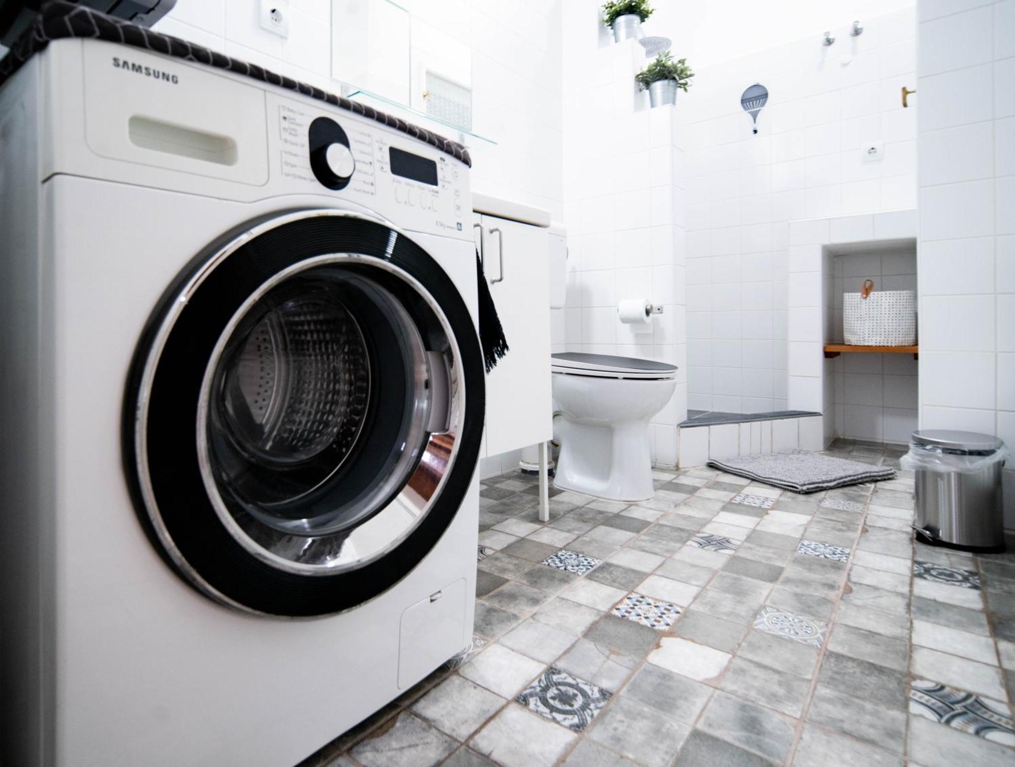 Szentkiralyi38 - Central, Ac, 4 People